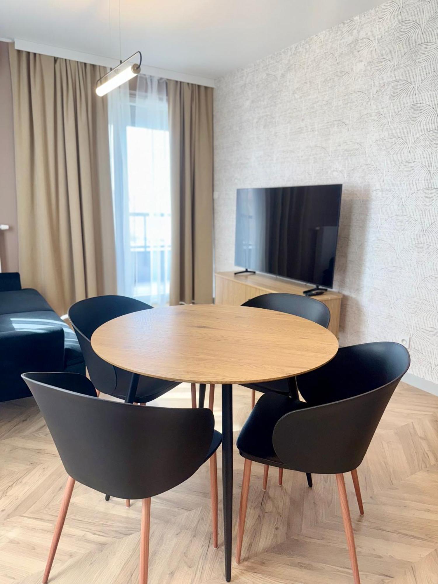 Apartament Korfantego 99 New 2-bedroom Center *