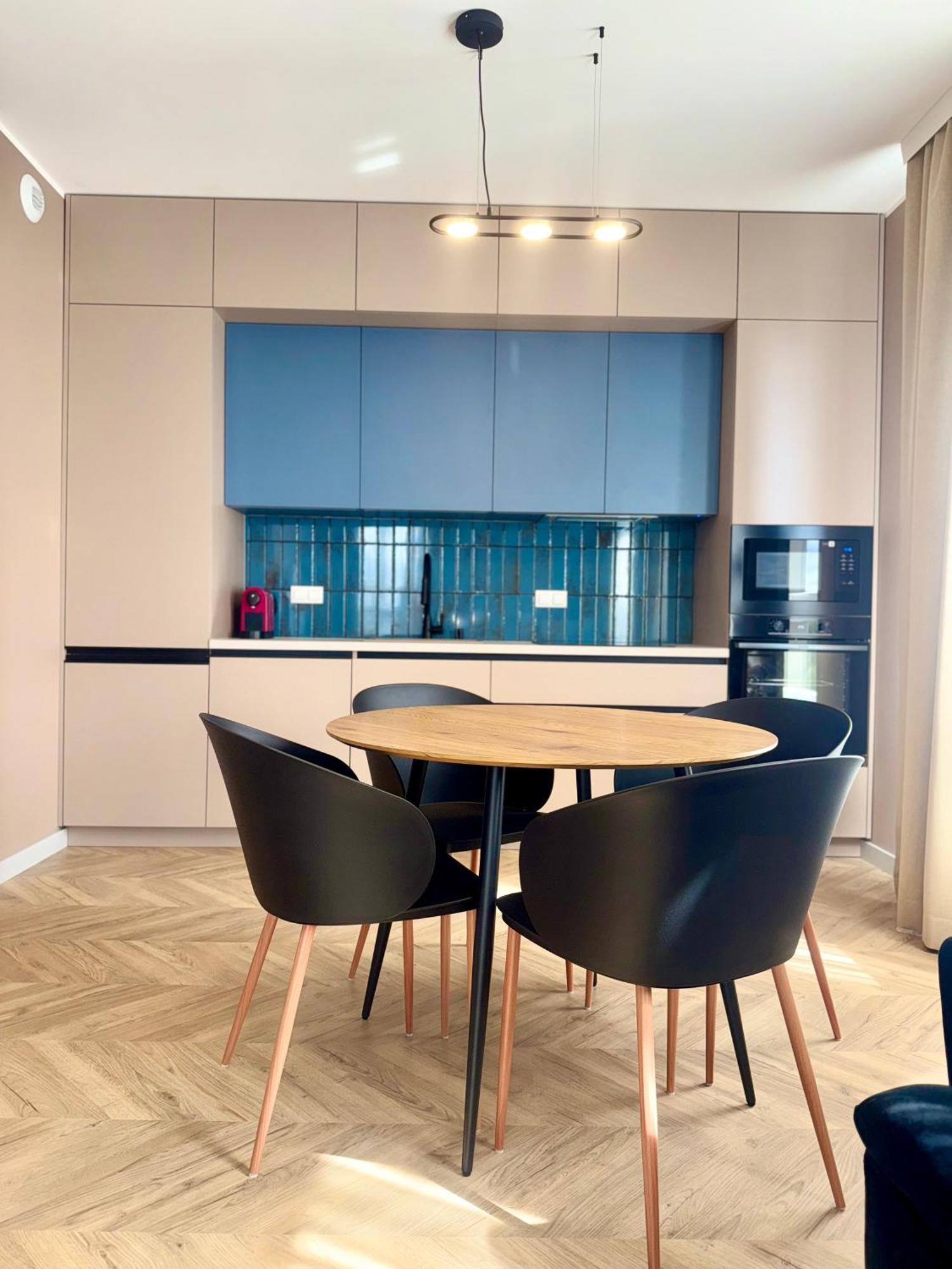Korfantego 99 New 2-bedroom Center Apartament *