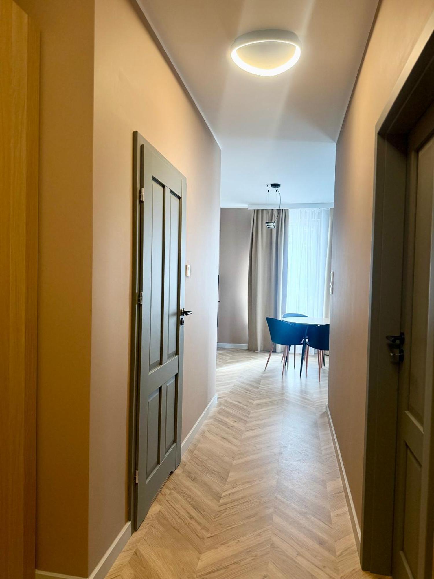 Korfantego 99 New 2-bedroom Center Apartament